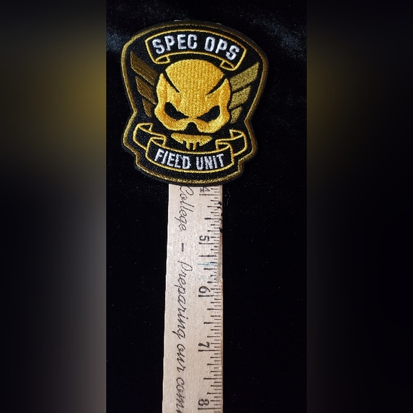 Resident EVIL Umbrella Corp Biohazard Patches U.S.S & SPEC OPS FIELD UNIT - Picture 6 of 9